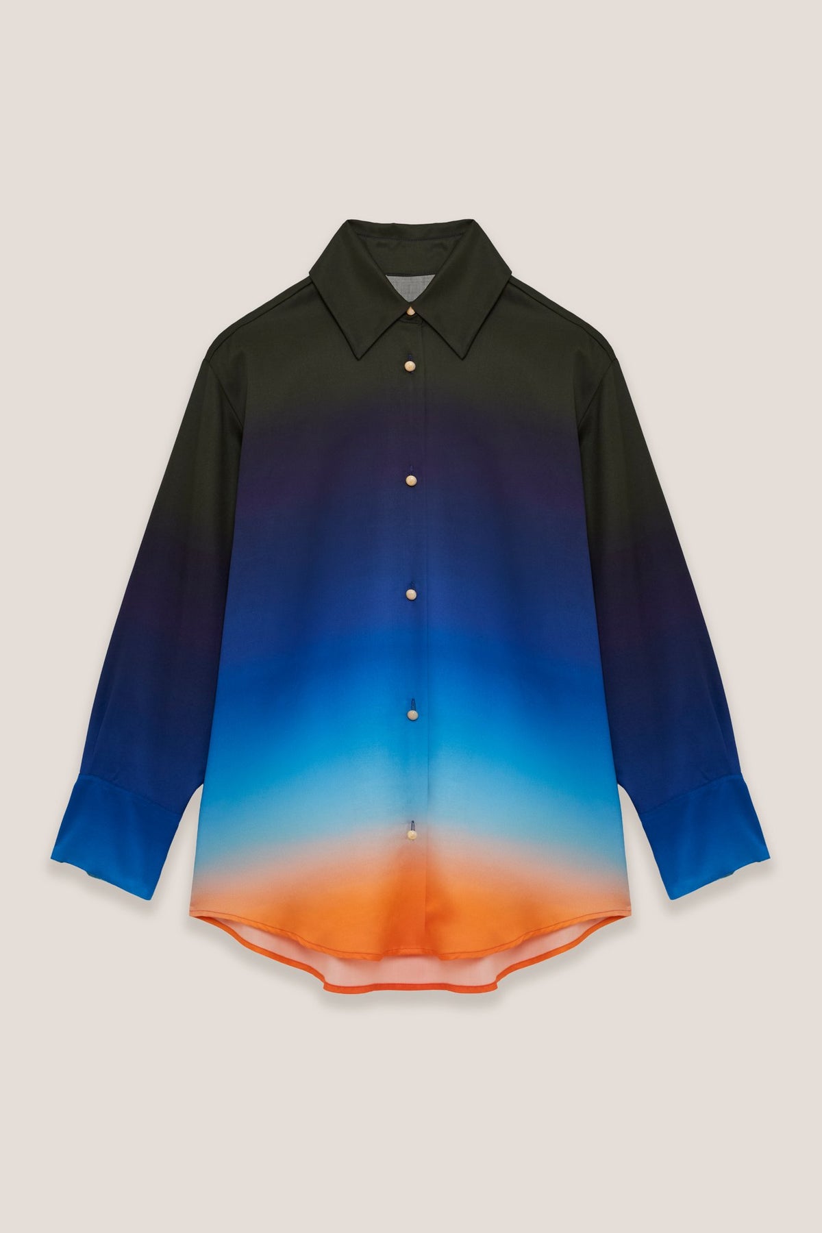 Camicia satinata Luce Aria, fronte, su fondo neutro